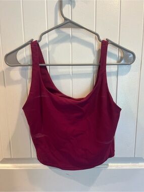 Old Navy Powersoft Ribbed Crop Tank Top in Deep Berry Size M EUC Yoga Pilates 💪🏼